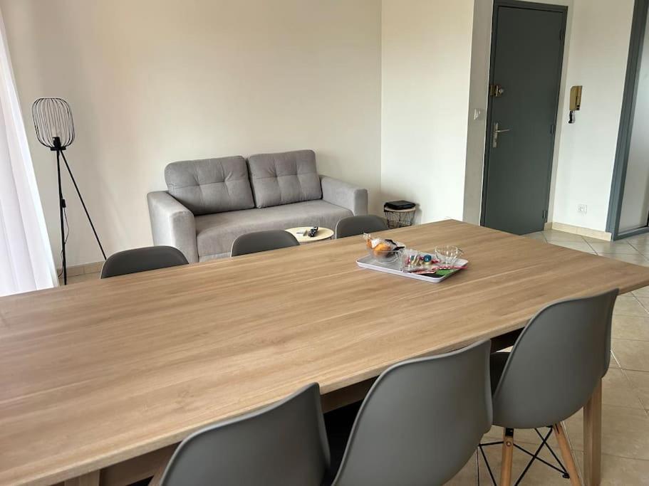 T3 6 Personnes Avec Terrasse, Wifi, Climatisation Apartment