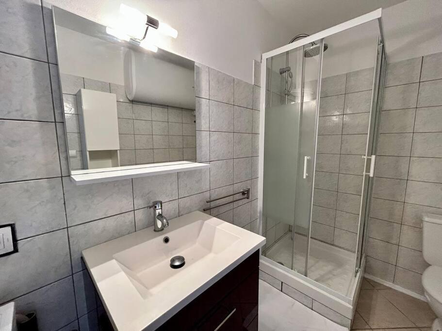 T3 6 Personnes Avec Terrasse, Wifi, Climatisation